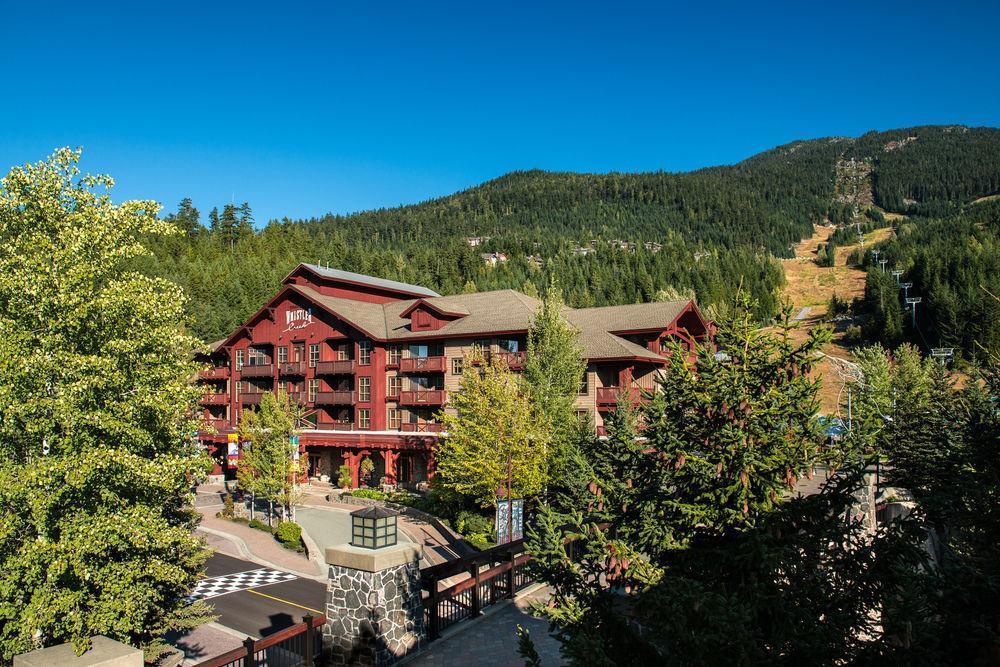 Lodging Ovations Hotel Whistler Exterior foto